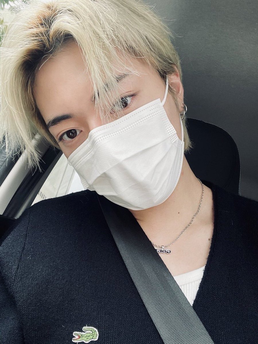 shitsanucha's tweet photo. HBD นะรุโตะ ขอบคุณที่เข้ามาในชีวิต มาเป็นความฝัน ความหวังหลายๆอย่าง เป็นแรงผลักดันให้ทำอะไรเยอะมากๆ ในตอนที่ท้อ ตอนที่เสียใจมากๆ แค่ได้มองแกเราก็มีความสุขมากๆแล้ว ขอบคุณนะที่เกิดมาเป็นเพื่อนเป็นศิลปินที่ให้แรงบันดาลใจเป็นทุกอย่างจริงๆ เติบโตแล้ว 19ปีนี้จะมีกันและกันต่อไปนะ รักแก https://t.co/iNn8dRElzN