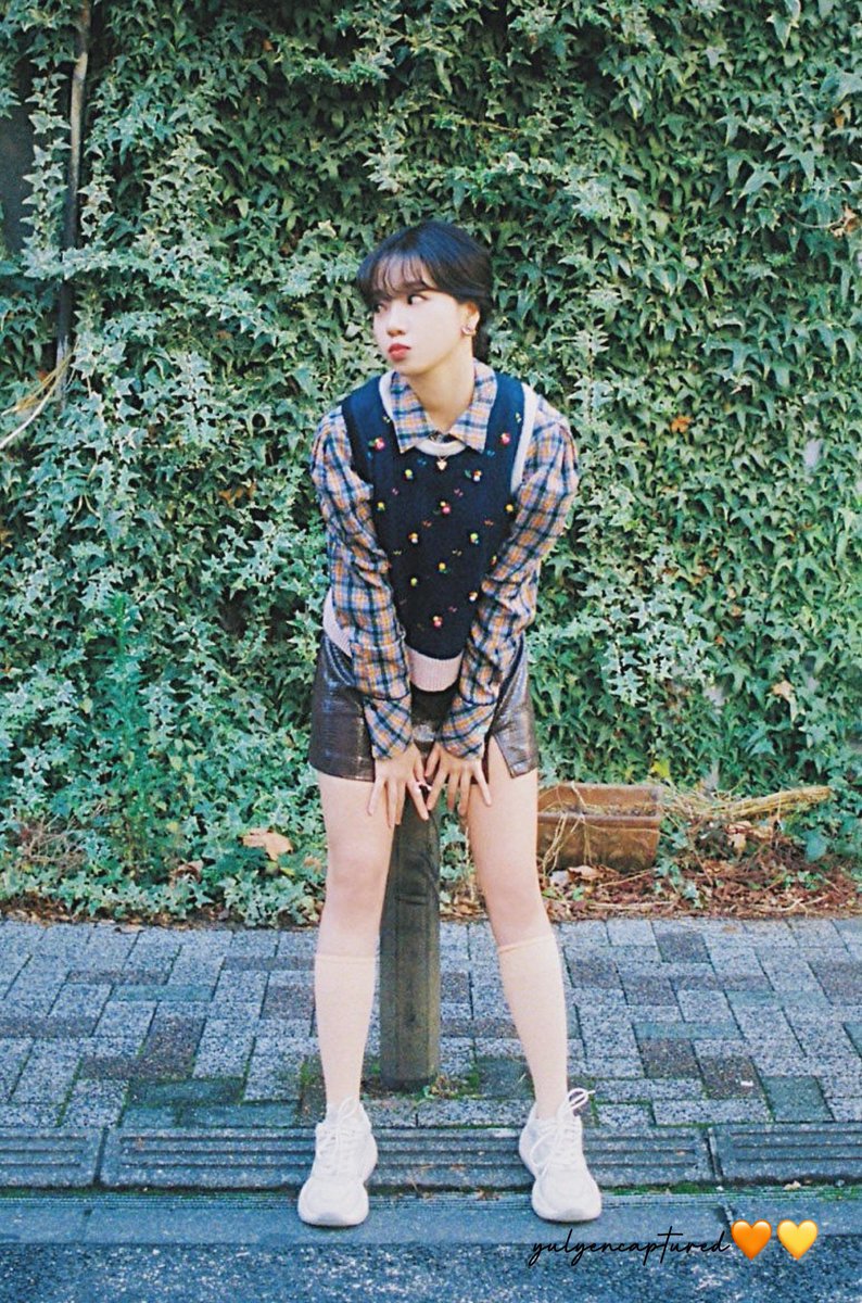 yulyencaptured's tweet photo. 💙☀️🌱

#YURI #조유리
@JOYURI_offcl https://t.co/owcsFdfgoJ
