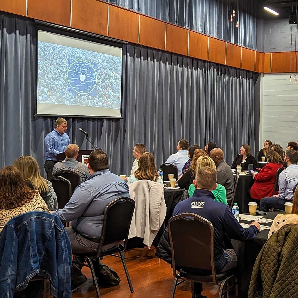 Thanks to all who joined Fresh Brewed Business to learn about upcoming local transportation projects! Exciting road improvements &amp; new construction ahead. Speakers from City of Findlay, Hancock County, and ODOT joined us.

Pictured: Adam Francis, ODOT District 1 Planning Engineer