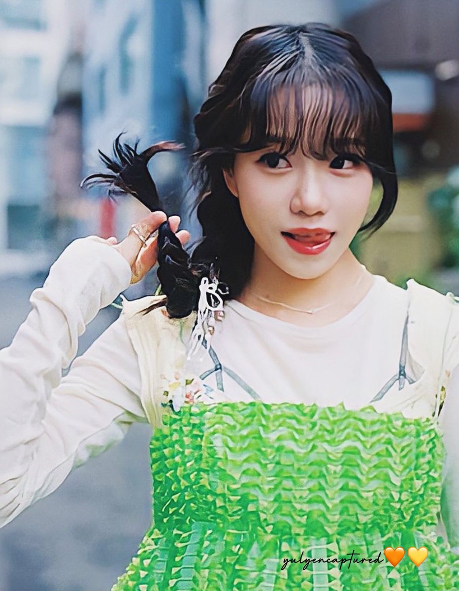 💚💚💚

#YURI #조유리
<a href="/JOYURI_offcl/">조유리 JO YURI</a>