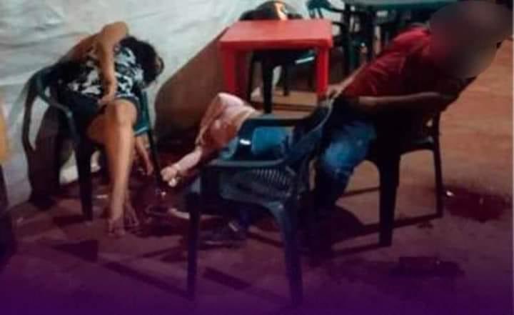 hbplay1's tweet photo. Masacre en Puerto Gaitán Meta
En la inspección de cristalina del municipio de Puerto Gaitán Meta acaban de asesinar a un hombre y dos Mujeres que se encontraban en un local comercial de cristalinas.
Los hechos son materia de investigación
#HbPlayInforma #PuertoGaitán #Meta https://t.co/sgNOXP3zim