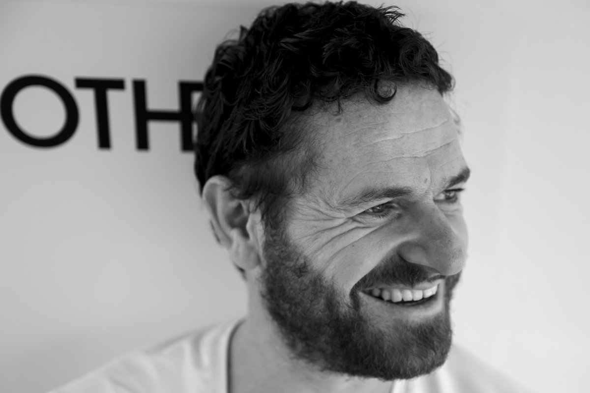 5 semaines de course et ce n’est pas le sourire qui manque 🤩

—
After 5 weeks of racing our sailors are managing to keep smiling 🤩

📸 Ronan Gladu

#TheOceanRace #biothermSailing