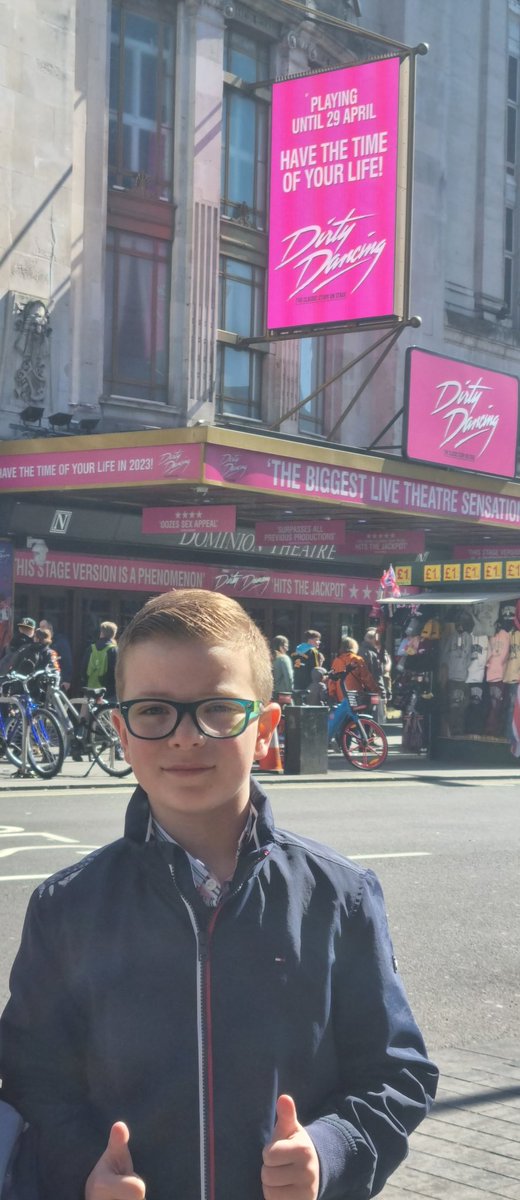 stumpsta's tweet photo. This lucky little sod is finally getting one of his bucket list wishes ticked off... roll on Saturday https://t.co/MGrapSymDg
