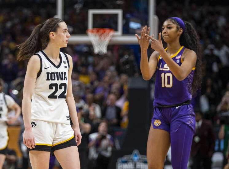 str8and_narrow's tweet photo. The Caitlin Clark &amp; Angel Reese saga is simply what the media is using to create a narrative. Y can’t it just be 2 fierce competitors who battled it out in the biggest game Emotions were high &amp; they put on a show. It’s exactly what the women’s game needed at the perfect time 1/2 https://t.co/NPml0NgglB