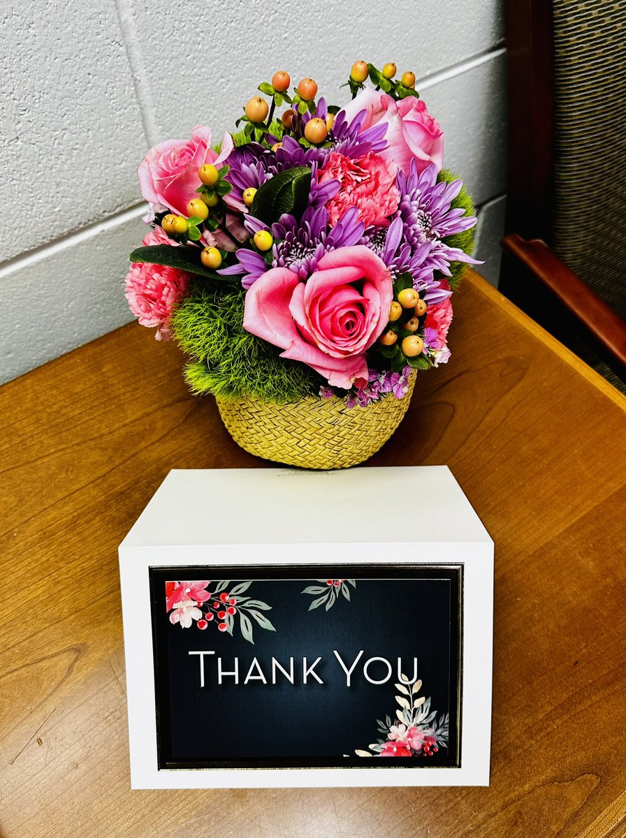 Erin Walsh (@epwlandp) on Twitter photo Thank you to my Principal, Mrs. Jules, for the beautiful flowers & card and to <a href="/StarlightCoveEl/">Starlight Cove</a> for celebrating me every day #LeadPalmBeach #AssistantPrincipalsWeek Thank you to my Principal, Mrs. Jules, for the beautiful flowers & card and to <a href="/StarlightCoveEl/">Starlight Cove</a> for celebrating me every day #LeadPalmBeach #AssistantPrincipalsWeek