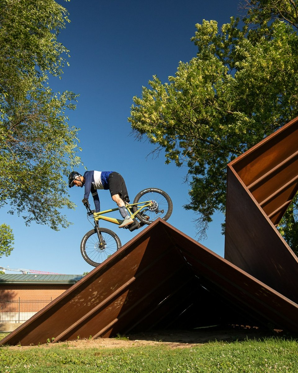 Serial1Cycles's tweet photo. The bike that makes you think you could do anything. 

SWITCH/MTN now available in select Serial 1 retailers. Visit https://t.co/YUf1jyi89v to find your nearest location. #Serial1 https://t.co/kDod86562d