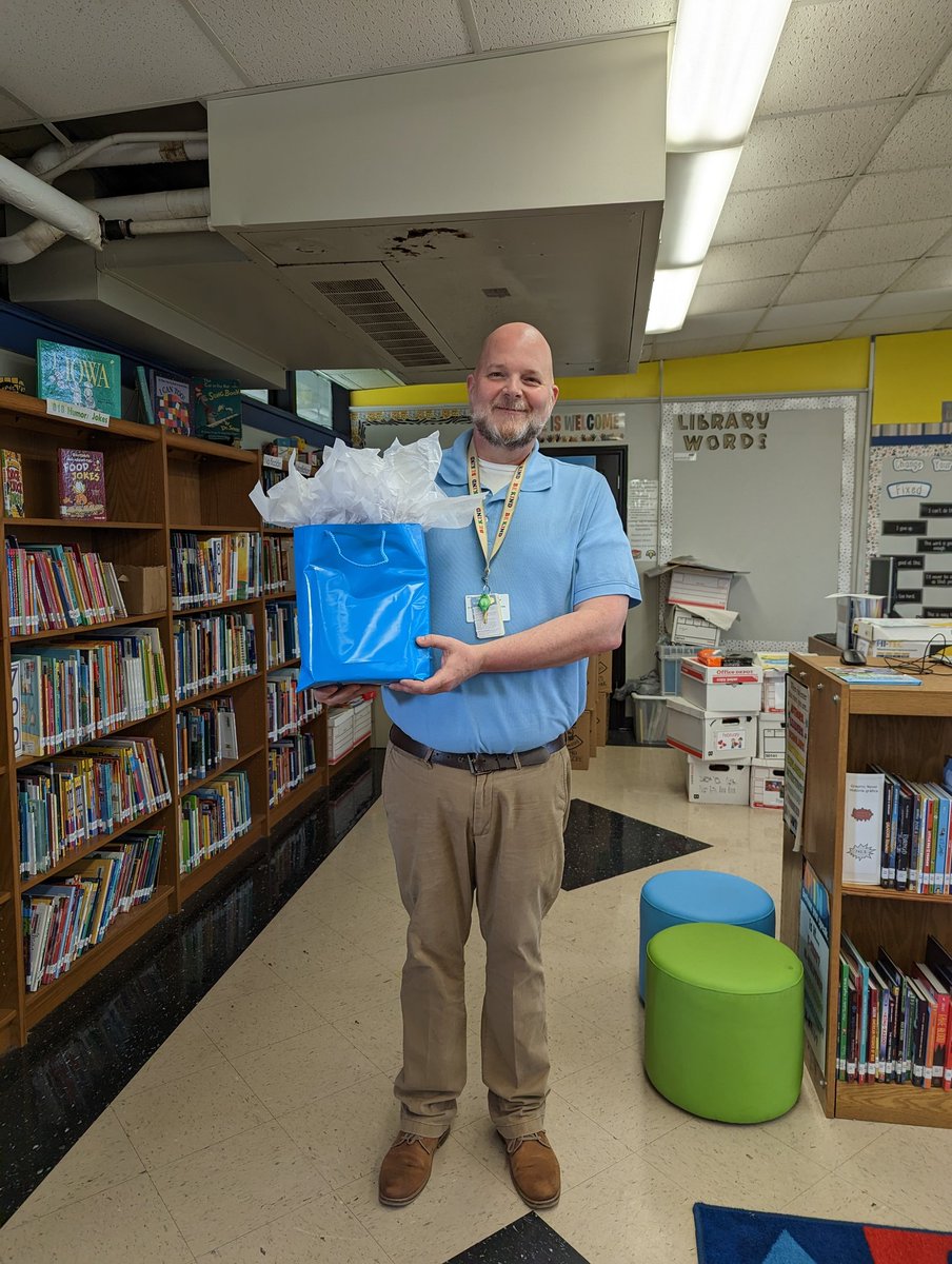 T_A_Schweitzer tweet media