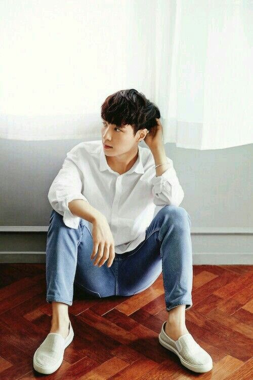 ExoTWTBot's tweet photo. Okay but this Tao with this Yixing https://t.co/SIyuJqF2lp
