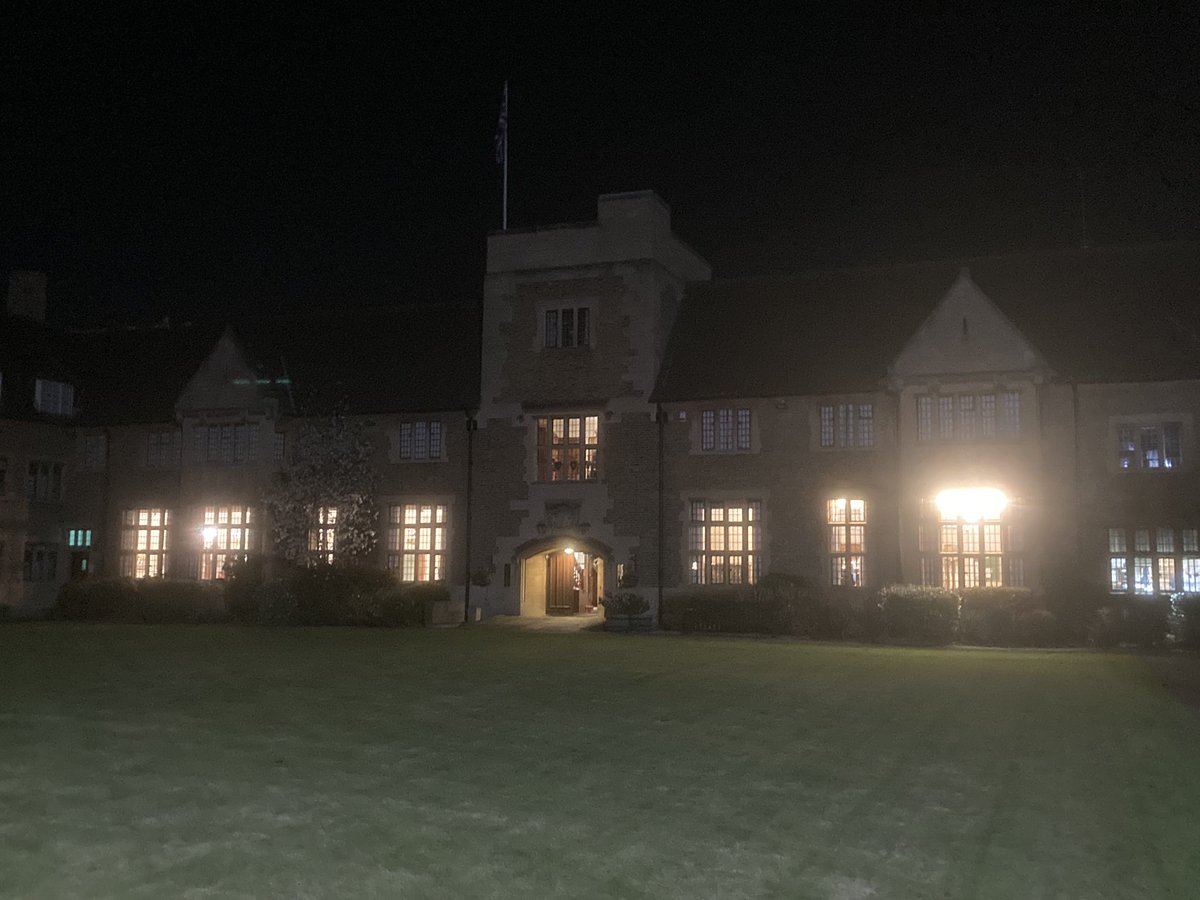 Smudge20989258's tweet photo. @nhnymc @NHMasons Northants light blue club meeting up with Cambs light blues, fantastic night at Lidge of the 3 grand principles 441 https://t.co/NN6Pyy8uSu
