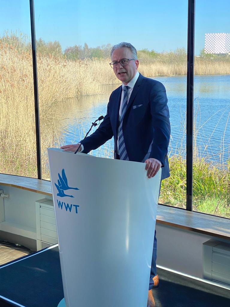 1/ The London Wetland Centre was a great place to launch the new #PlanforWater - lots to love in this plan - now to make it happen! All the detail here (and I do urge you read it!) We all have a role to play gov.uk/government/pub…….