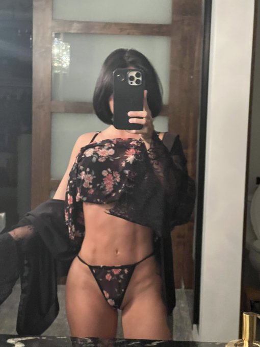 Looking for a friend to have fun https://t.co/crF6RJJ8jv☺️☺️ https://t.co/PBK2OfNhVU<a href="/tag/newprofilepic"class="tags"><span>#newprofilepic</span></a>