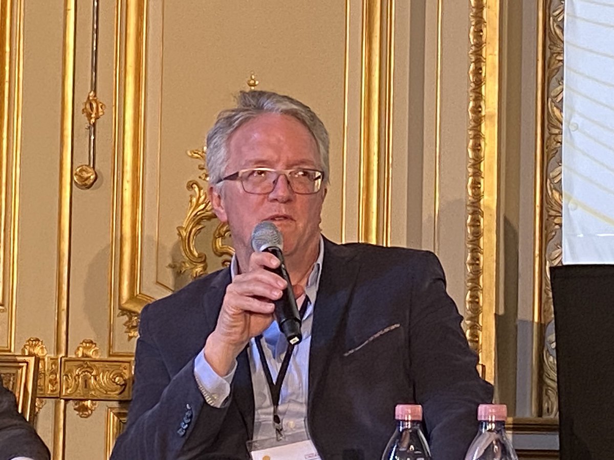 💬  « À long terme, nous sommes convaincus que c’est à l’intérieur de cette catégorie du #noncôté qu’on peut créer le plus de valeur pour nos assurés »: dit Roger Caniard (MACSF) en conclusion de la table ronde de <a href="/PEMagazine/">PEMagazine</a> 

#investissement #PEF