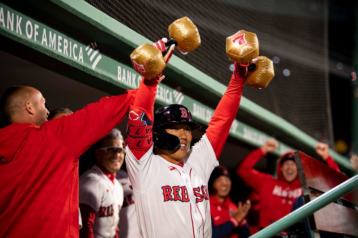 Shawn_Spradling's tweet photo. The past 2 days have been big for Asian &amp; Asian-American baseball in MLB

🇯🇵Masataka Yoshida: 1st MLB HR &amp; SB
🇯🇵Kodai Senga: MLB debut, W, 8 K
🇯🇵Shohei Ohtani: 2 HR (878ft combined)
🇰🇷Kim Ha-seong: walk off HR
🇹🇼Corbin Caroll: 4-8, HR, 3 SB
🇵🇭Anthony Volpe: Yankees starting SS https://t.co/60go6yGo8s