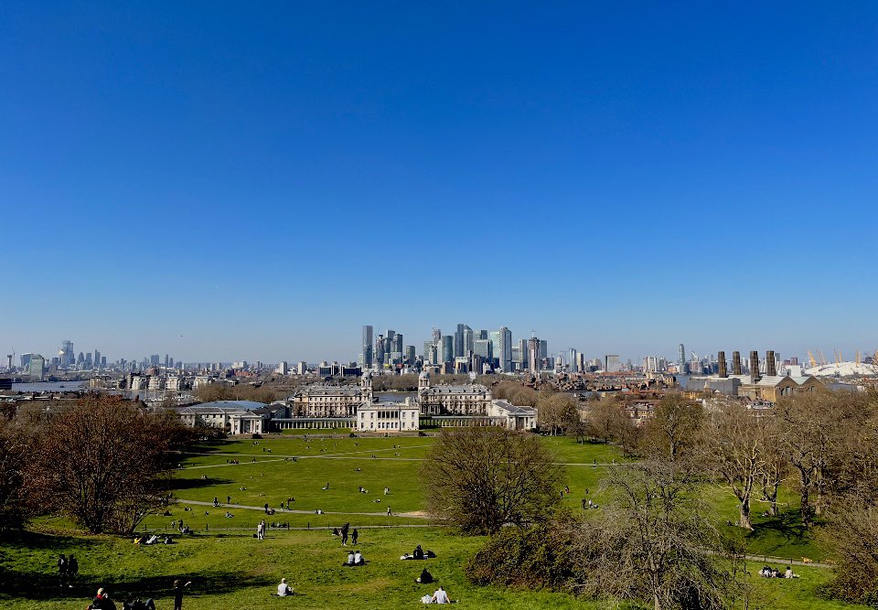 Can a spring day get any better than this in #London?

It’s ideal - 15 degrees, no wind and no clouds…just the sun glaring in the sky.
#londonweather #ukweather #sun