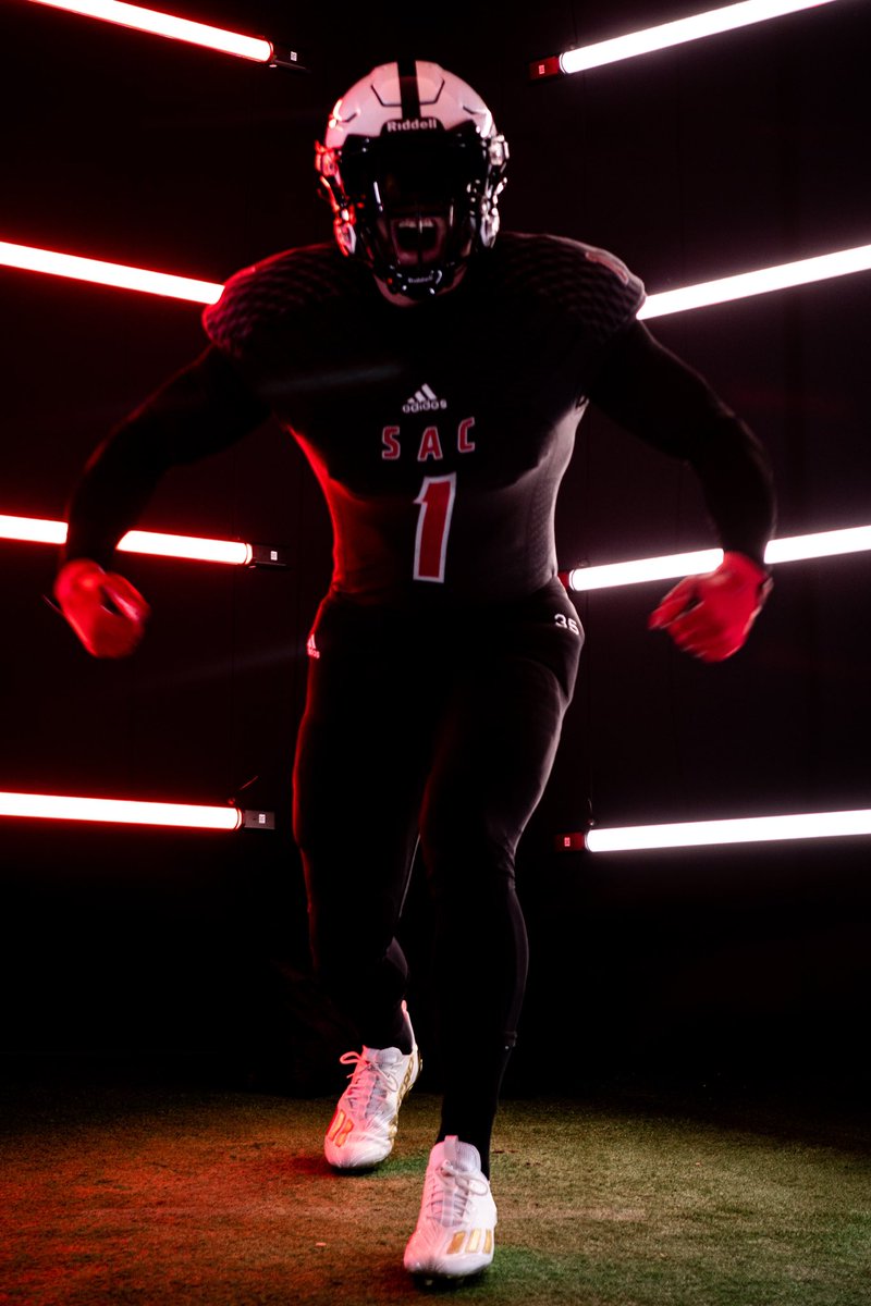 Coach Anthony White (@coachawhite) on Twitter photo CALLING c/o 2023 or Other Student-Athletes looking for a OPPORTUNITY!
FRESHMEN PLAY HERE!
-The 2021&2022 Conference Player of the Year were <a href="/SantaAnaCollege/">Santa Ana College</a> FRESHMEN
-Multiple FRESHMEN 1 SEMESTER and OUT #INnOUT🟡🔴
#SACup & Signup for your visit now!👇
docs.google.com/forms/d/1juG3J… CALLING c/o 2023 or Other Student-Athletes looking for a OPPORTUNITY!
FRESHMEN PLAY HERE!
-The 2021&2022 Conference Player of the Year were <a href="/SantaAnaCollege/">Santa Ana College</a> FRESHMEN
-Multiple FRESHMEN 1 SEMESTER and OUT #INnOUT🟡🔴
#SACup & Signup for your visit now!👇
docs.google.com/forms/d/1juG3J…
