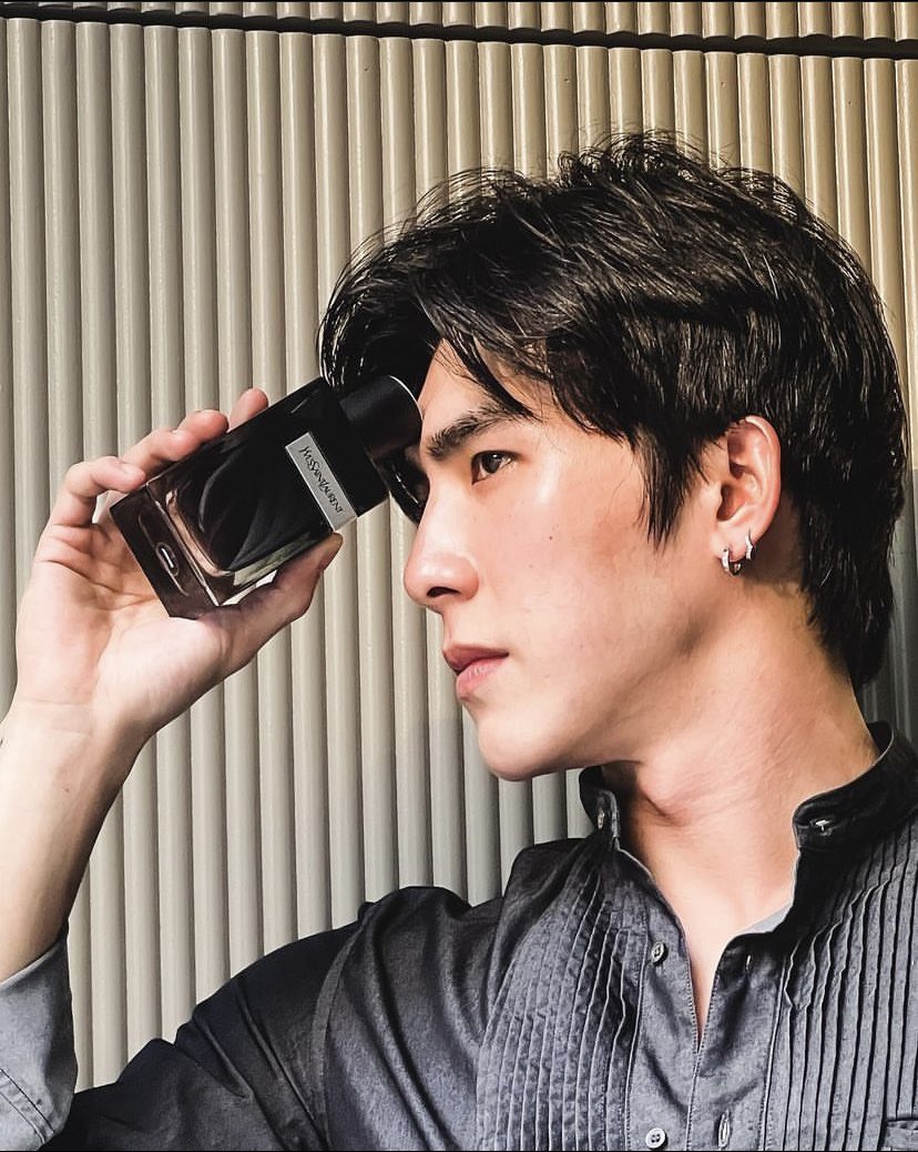 _aaugust05's tweet photo. หลงทางก็มีGPS แต่หลง.. เธอนี่มีGPS ก็หาทางออกไม่เจอ 🥰 เมนฉันทำไมหล่ออย่างนี้ 🐋💫 @Bxxm_jj #bxxm_jj #butus https://t.co/lQjL6igpq5