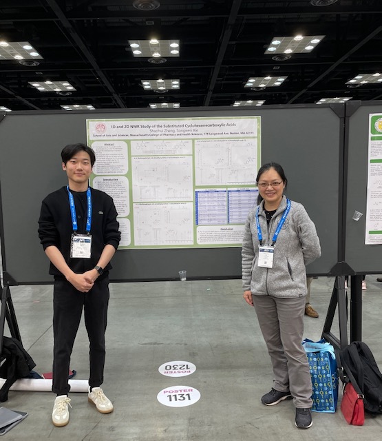 MCPHS's tweet image. MCPHS students Shaohui Zheng and Aseel Khalil presented posters at @AmerChemSociety #ACSSpring2023 in Indianapolis. Great work, Cardinals!  

#MCPHS #ChemistryStudents #ProudChemists #Chemist