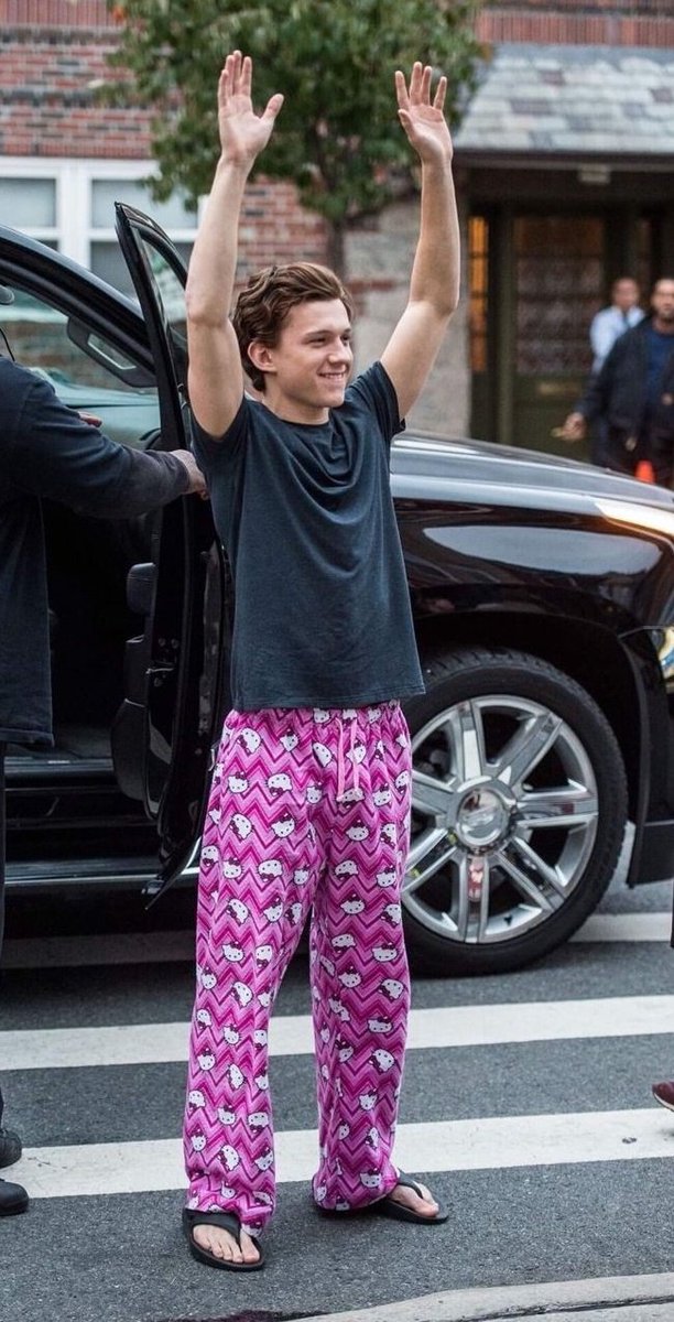 ¿Hello Kitty? ¡Creí qué eran cabezas del hombre araña!