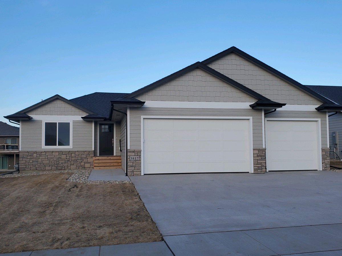 RedRockbuilder's tweet image. Rain rain go away we want to build a house today!!