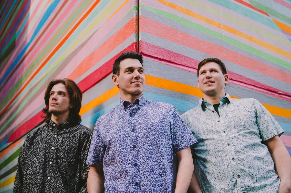 Dropped Among This Crowd🎧 tweet media