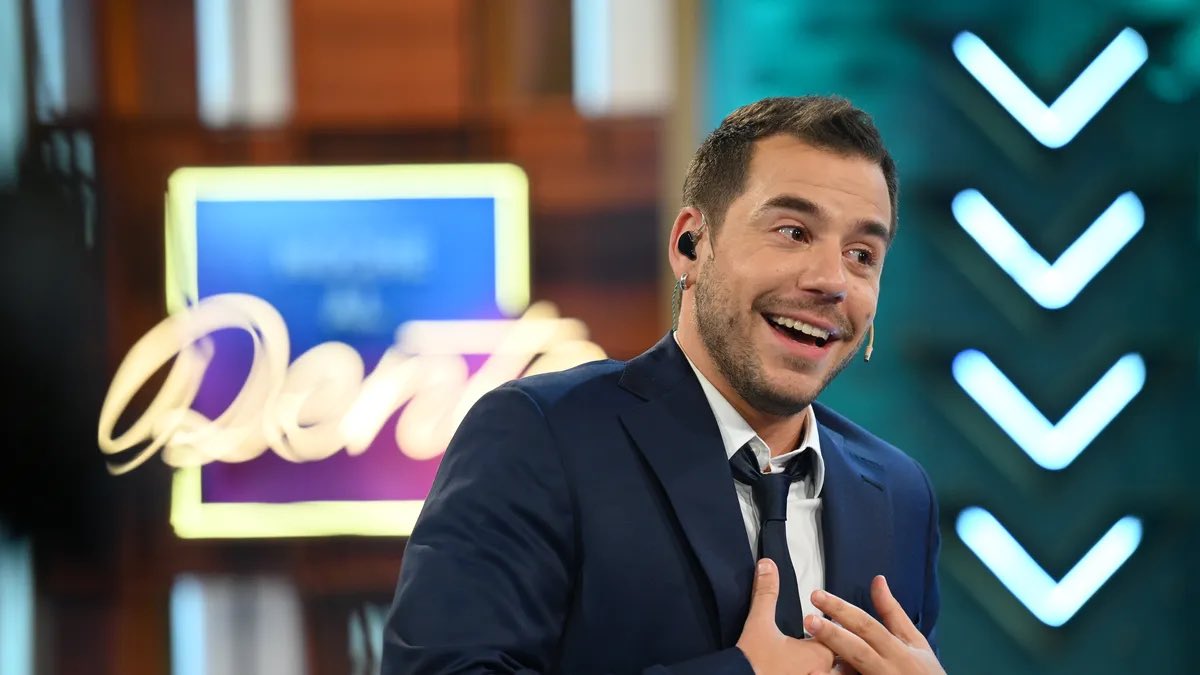 tvcapit's tweet photo. “Noche al Dente” ✨
El nuevo programa de Jotax Digital @JotaxTV conducido por Fer Dente yaaaaa está al aire por America Tv a las 22HS.

#capit #jotaxdigital #nochealdente #ferdente #tv https://t.co/Mc1nfQvwK6