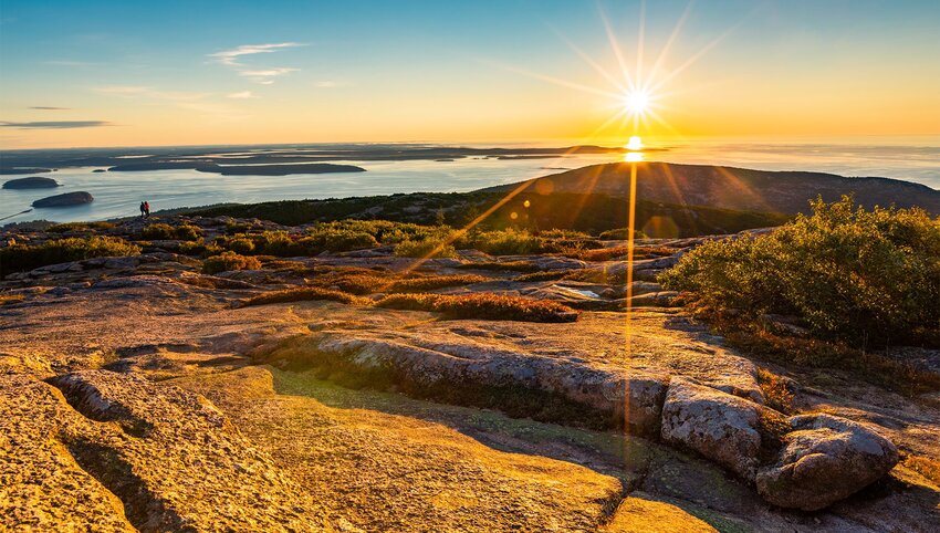 If you do go to Cadillac Mountain for the sunrise, be sure to get there really, really, really early. It's a busy place but the #sunrise is spectacular!! #maine

buff.ly/40Ida8a
