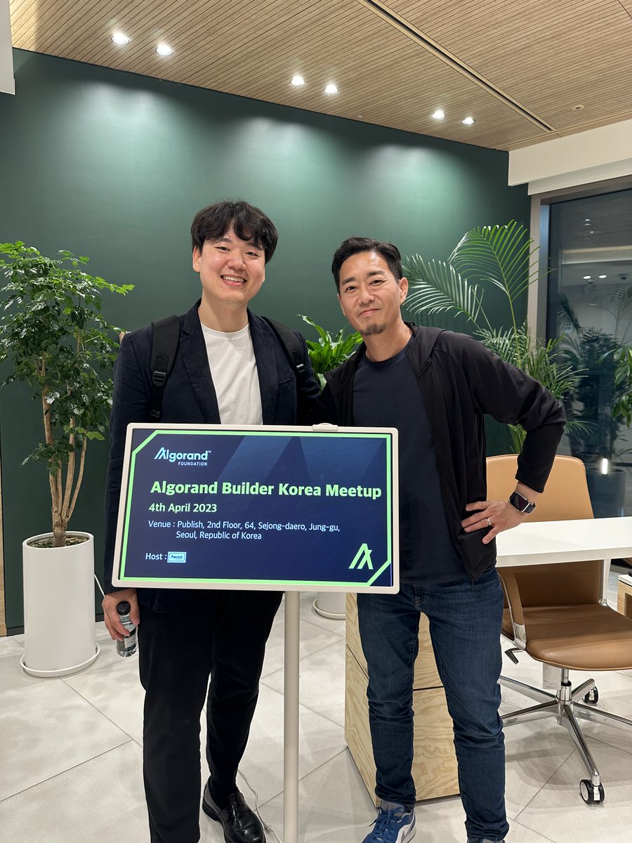 And we are just getting started. South Korea has one of the biggest Web3 markets yet Algorand is not well known here. 

Yet.

With <a href="/David_TH_Ham/">David Ham 💚 @ CertiK</a>, @SummerAlgorand, and Manho from <a href="/Thinkin_xyz/">Thinkin(💙,💛)</a>, we are going to onboard thousands of talented buidlers from Korea.