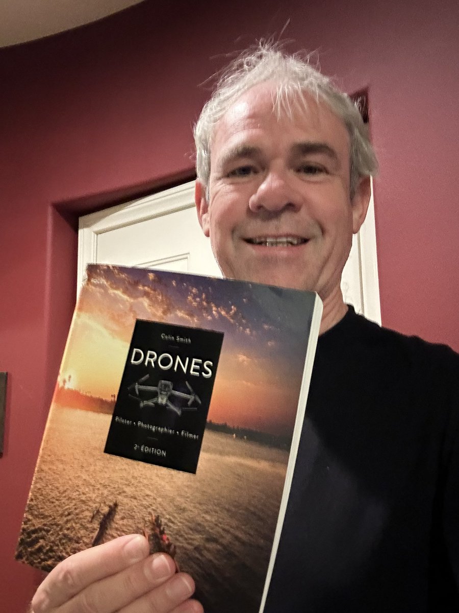 I’m excited to receive the French translation of my new book. The Photographers Guide To Drones, 2nd Edition.  Thanks to my publisher, the wonderful team at <a href="/rocky_nook/">Rocky Nook</a>