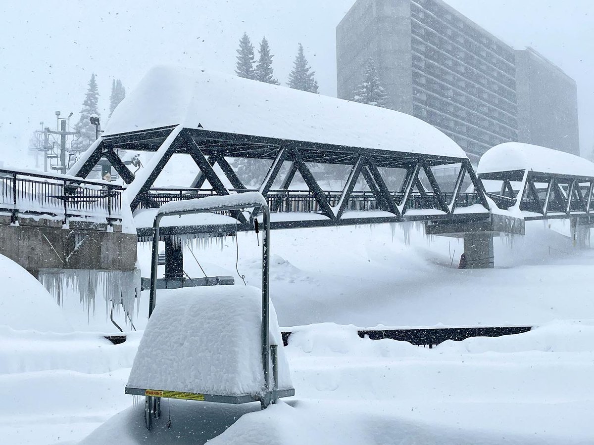 What a way to break a record. As of 9:30 am we've officially broken our ALL TIME snowfall record set in 2010/11 of 783" with 785" and counting. With the winter we've seen, it's been only matter of "when" not "if."