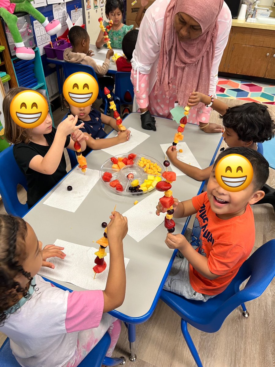 It’s Tasty Tuesday in Pre-K! We celebrated by making fruit and cheese pattern kabobs. YUM
🍓🍉🍇🍍🫐 #WOYC23  #RISDprekWOYC #RISDprek @DmeElemRisd