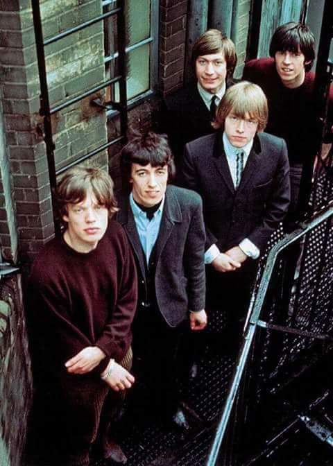 pati_ivan's tweet photo. Buen día!💜🌞⛅
The Rolling Stones. https://t.co/us15SuWRxK