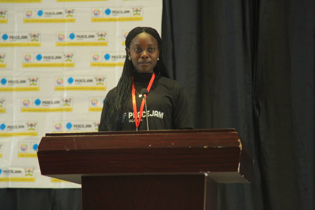 AyebareDenise's tweet photo. "Creating a sustainable future requires the inclusion of all stakeholders. From local communities to global leaders, we must work together to tackle climate change and ensure a livable planet for generations to come." Ayebare Denise
#ClimateAction #InclusionMatters https://t.co/QfD5VGqBGx