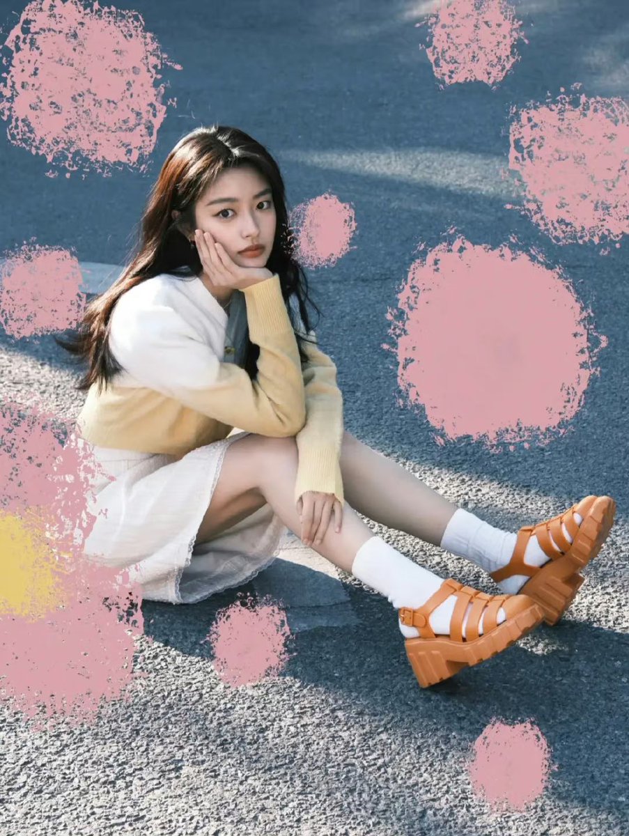 Xu Ruo Han 徐若晗 Archive on Twitter: 