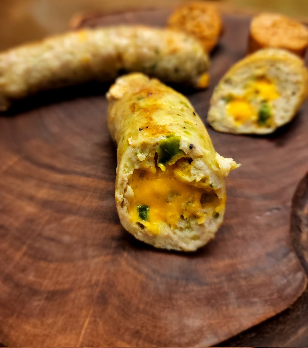 dopele's tweet photo. Super tip si se les acaba el gas:

- Corre a conseguir las mejores salchichas parrilleras de Hermosillo: @desertgrillmx 

- Prende el carbón 

- Disfruta!! 

(Dónde adquirirlas? Ojo al siguiente tweet 👇) https://t.co/7uGOA0LZ05