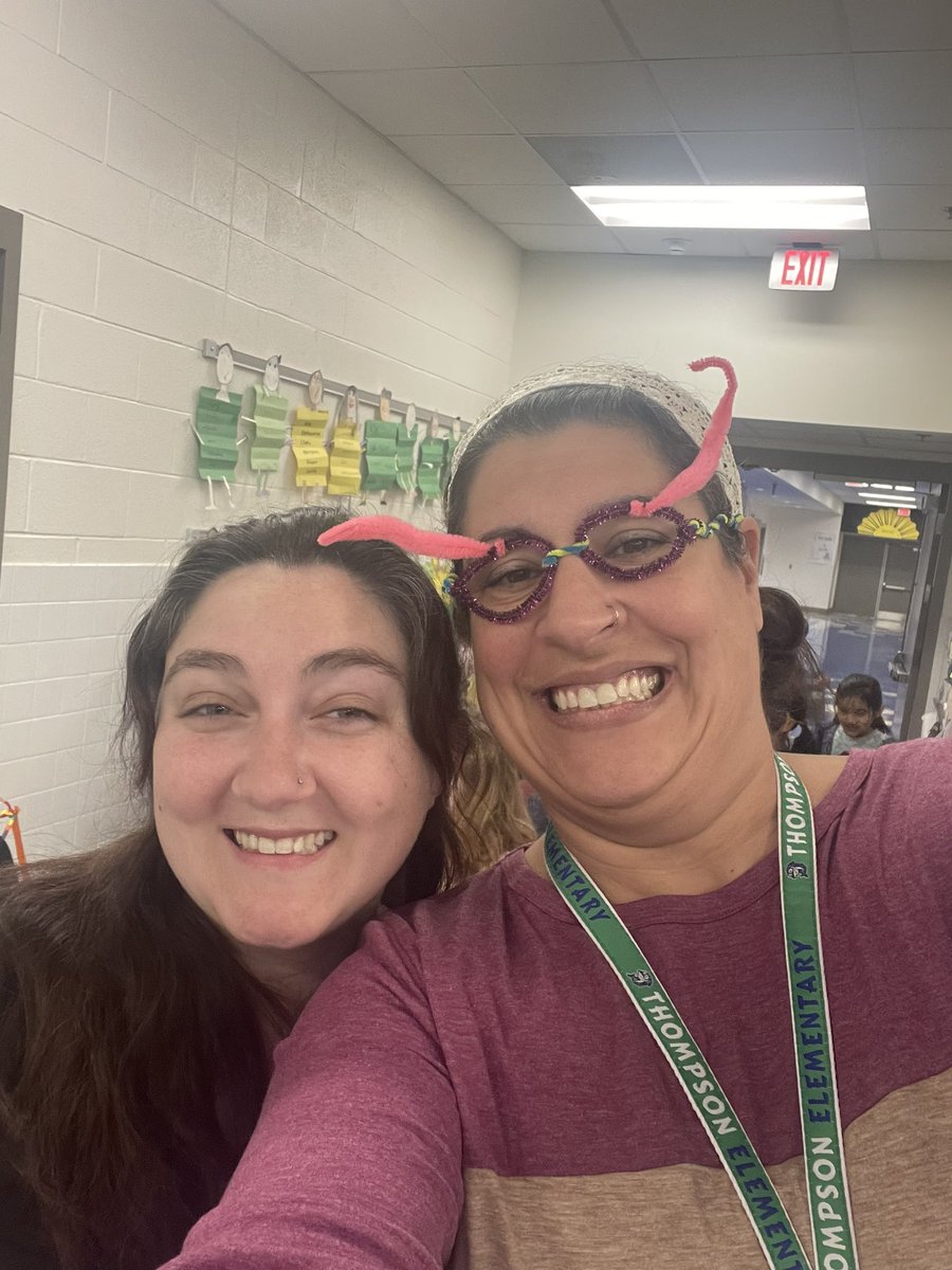 So excited and proud of our 2nd grade producers making amazing products for our 1st grade consumers! What an amazing 1st annual Econ Fair at <a href="/E_ThompsonES/">Elaine Thompson Elementary</a> ETE!! #TeamThompson <a href="/TimSparbanie/">Dr. Tim Sparbanie</a>