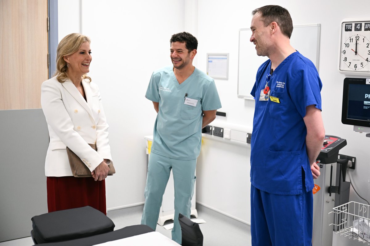 RoyalFamily's tweet photo. The Duchess of Edinburgh has officially opened the UK’s first dedicated Veterans’ Orthopaedic Centre at @RJAH_NHS.

The Headley Court Veterans’ Orthopaedic Centre will provide specialist treatment spaces alongside a dedicated hub for military charities.

🔗https://t.co/kgbk6YHlGf https://t.co/3qIIPCNwCx