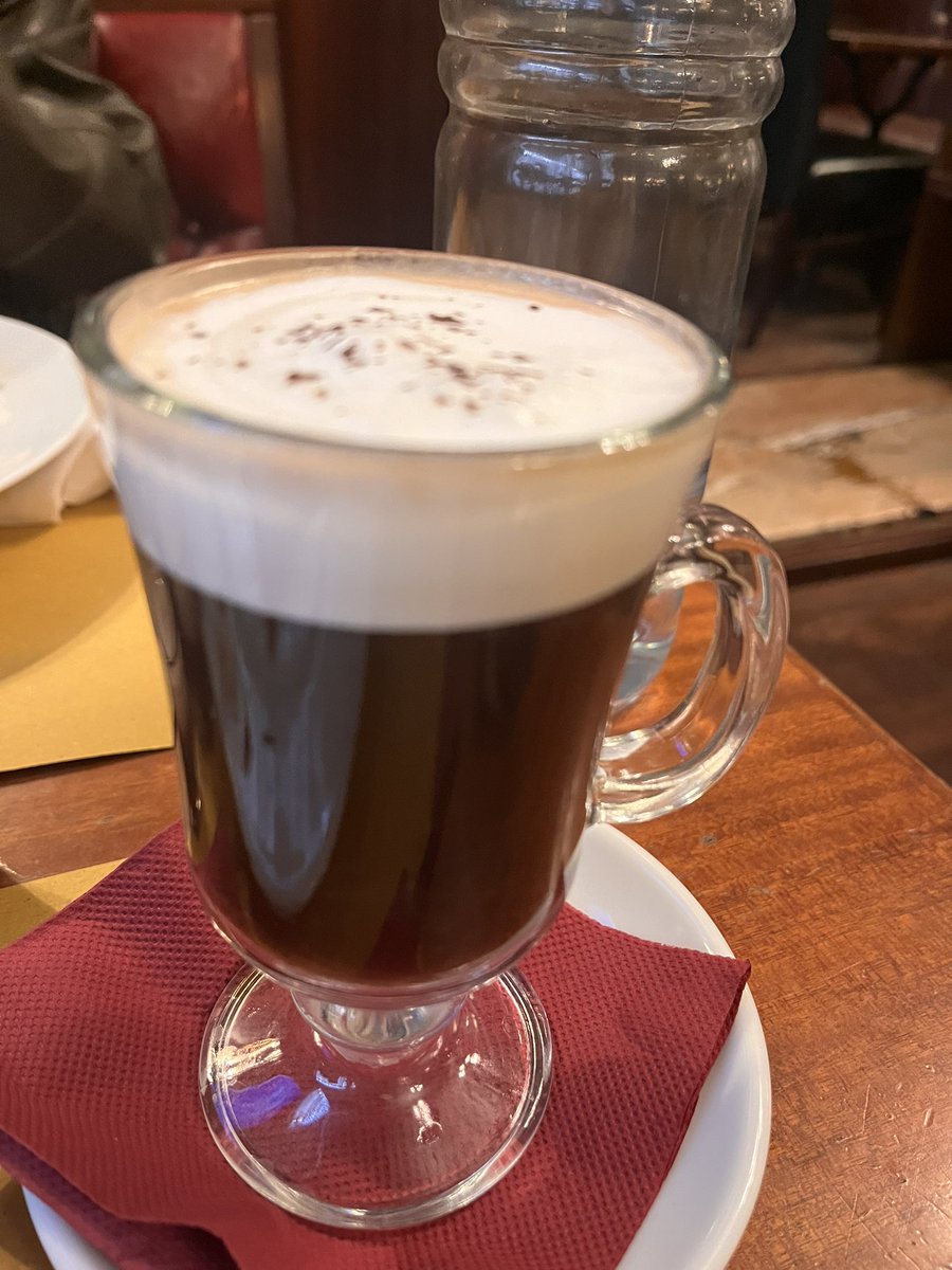 samina_monaghan's tweet photo. Irish Stew 🍀🥘🍀 Irish coffee 🇮🇹🇮🇪🇮🇹 #babyGuiness #FlannObrien 🍀🍀🍀💫 https://t.co/PtoZSAVCWB