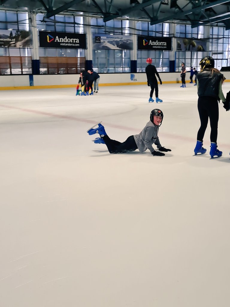 Dearne Ski Trip tweet media