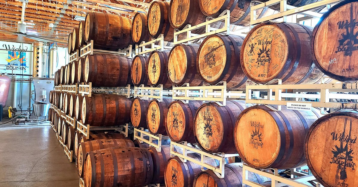 rum_raiders's tweet image. 10 Distilleries for Rum in South Florida Worth Planning a Trip for
.
#rum #florida #floridalife #keywest #miami #westpalmbeach #FortLauderdale #fortmyers #capecoral #puntagorda #travel #travellife #distillery #distillerytour
