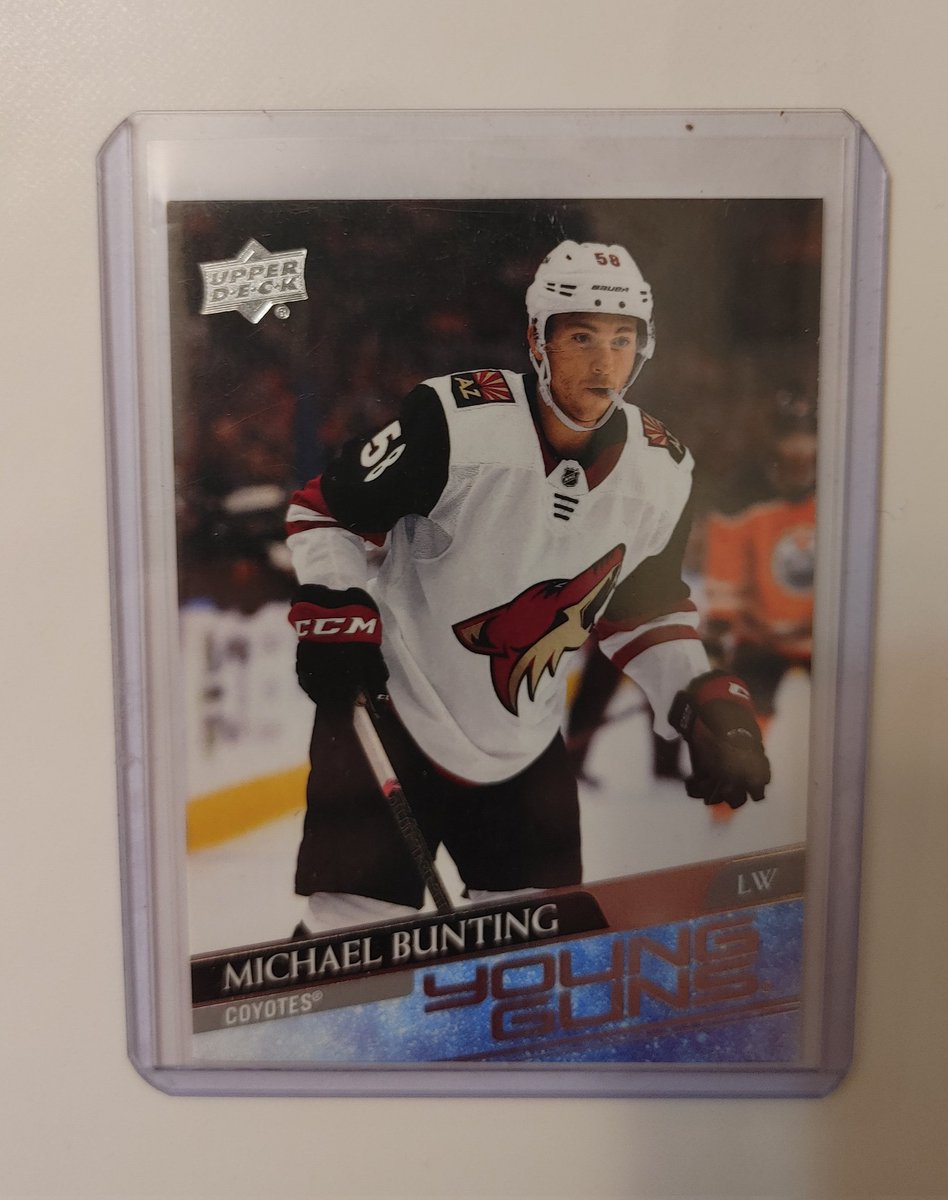 SubwayOperator's tweet photo. #Mailday #BuntingProblem https://t.co/0tohr6FwR1