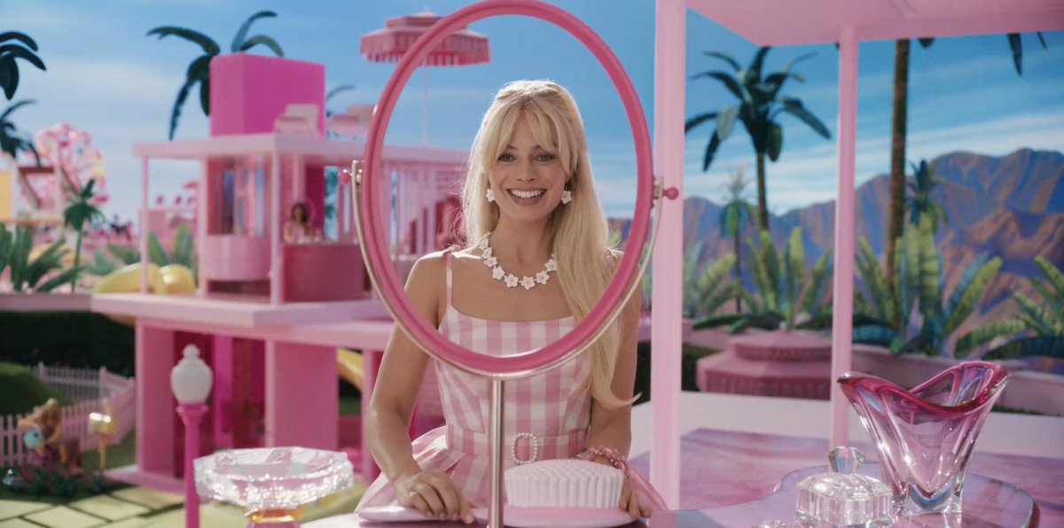 notgwendalupe's tweet photo. BARBIE WILL BE THE MOVIE OF THE YEAR https://t.co/hPmx63E1Ql