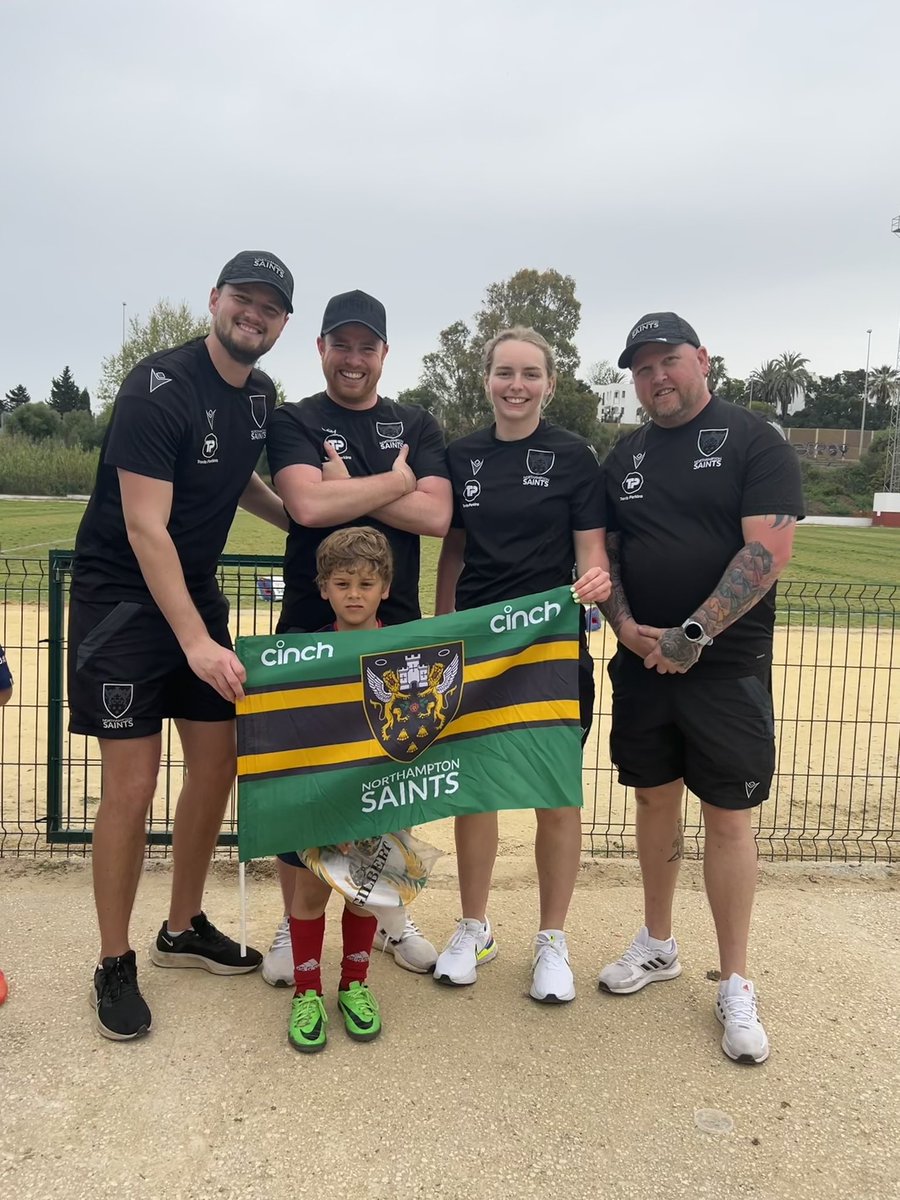Northampton Saints Community (@saintscomm) on Twitter photo DIA DOS! ✌🏻
Less sun, same smiles over in <a href="/SRoqueRugbyClub/">San Roque Rugby Club</a> today!
A busy day of contact covering tackling and the ruck 💪🏻
Well done to our two <a href="/Spirit_Hyundai/">Spirit Hyundai</a> Players of the Day from the first two days! 👏🏻😇 DIA DOS! ✌🏻
Less sun, same smiles over in <a href="/SRoqueRugbyClub/">San Roque Rugby Club</a> today!
A busy day of contact covering tackling and the ruck 💪🏻
Well done to our two <a href="/Spirit_Hyundai/">Spirit Hyundai</a> Players of the Day from the first two days! 👏🏻😇
