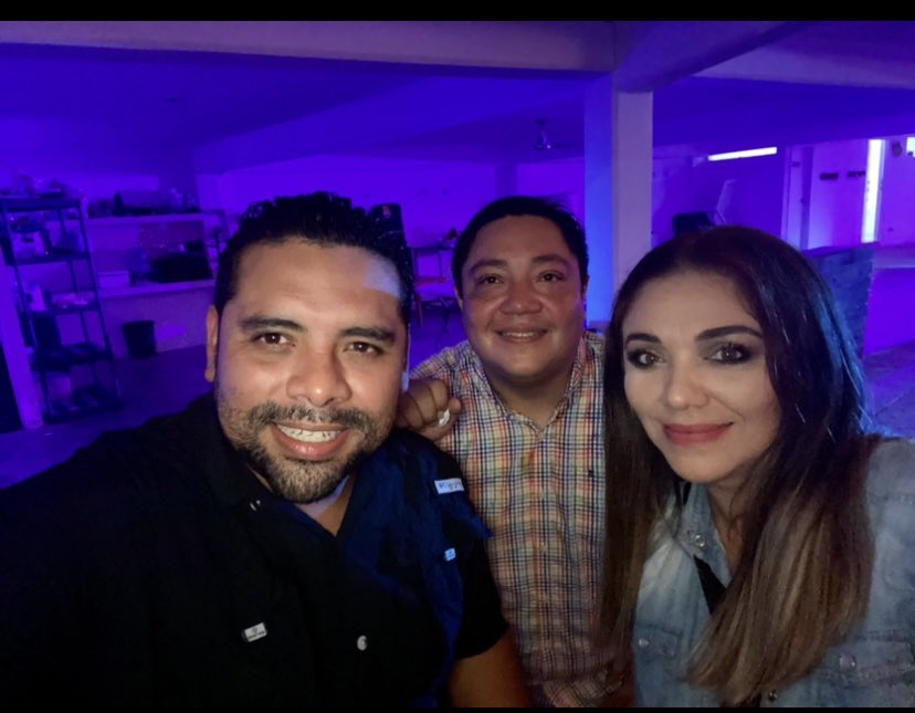 NEGROCHI's tweet photo. Muchas felicidades MR. PACHECO @oliverpachecoMX pásala de maravilla compadre, te mando un fuerte abrazo. https://t.co/gPbiaYwJUz
