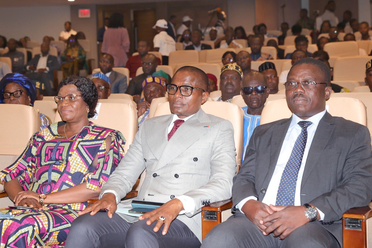 PresidenceTg's tweet image. Les résultats globaux définitifs du cinquième recensement général de la population et de l’habitat #RGPH5 ont été présentés ce 04.04.2023 à Lomé au cours d’une grande session du conseil national du recensement.

Ils constituent une base de données désagrégées, actualisées et…