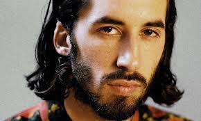 HugoRothRaza's tweet photo. Lomepal ou Nekfeu ? https://t.co/WWoZRiS3yx