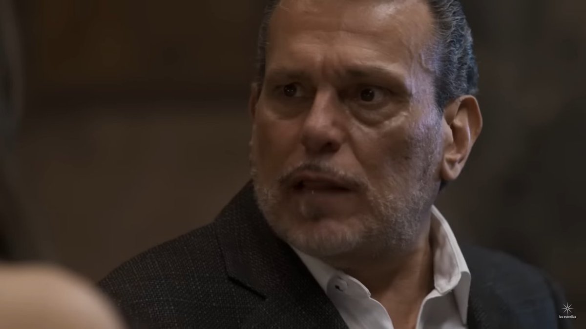 Amanecer_TV's tweet photo. Ramsés le dice a Columba no podemos perder este cliente es el principal comprador del país 😠 #ElAmorInvencible ⛵️ @GuillermoGCantu @marlenefavela_ https://t.co/OvYXAgM8h3