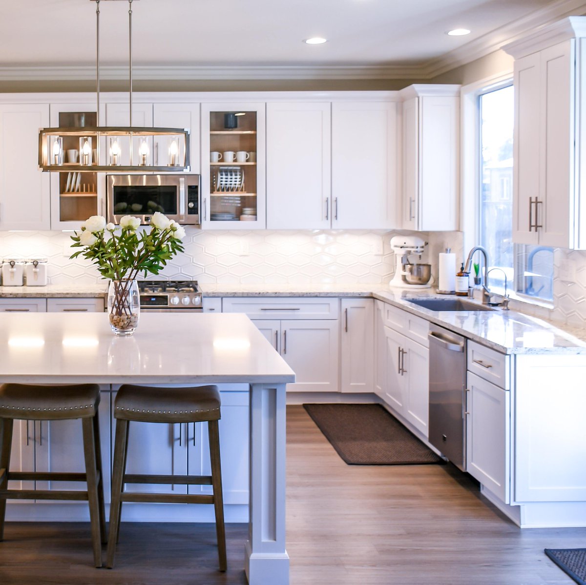 Kitchen renovation is the second most popular home improvement project after bathroom. Read our blog on how to plan a DIY kitchen renovation project and make it a successful one.

Learn more: bit.ly/3U7CPV0

#cabinetrefacing #kitchenrefacing #kitchencabinetrefacing
