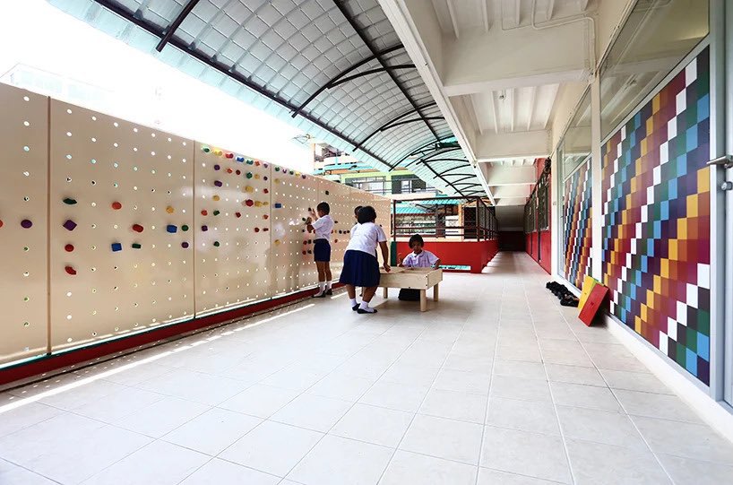 เมื่อ Creative Crews ออกแบบพื้นที่เพื่อการเรียนรู้ให้โรงเรียนสอนคนตาบอดในพัทยา bit.ly/388Wjlg

#CreativeCitizen #Creative #Design #สสส