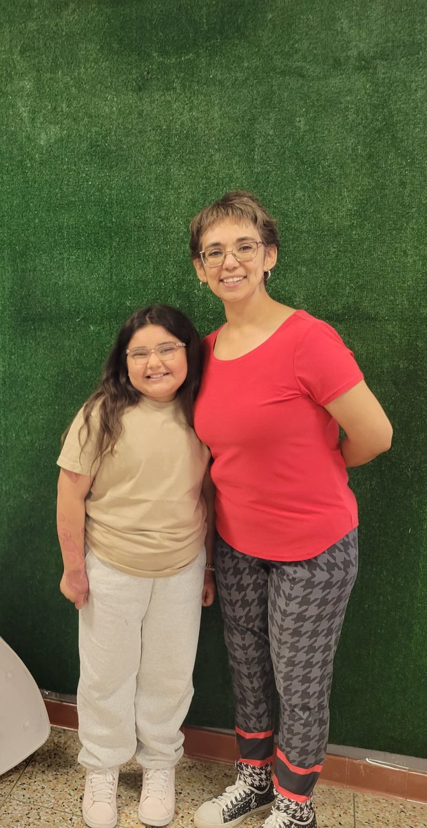 I enjoyed getting to know this sweet girl! #ECISDYouBelongHere
@GoliadGrizzlies