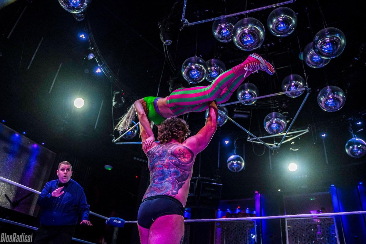 CurtAtlas's tweet photo. A T T A C K
Surprise debut for @ATTACKWrestling on Night 2 of the #AttackisBack Weekender, as a member of the #ringcrewexpress
Just goes to show that you should #alwaysbringyourgear
πΈ - @blue_radical
π€ΌββοΈ - @ATTACKWrestling @jamesellispw #AlleyMcpins @ShaheenWrestler https://t.co/SemT0mHcRw